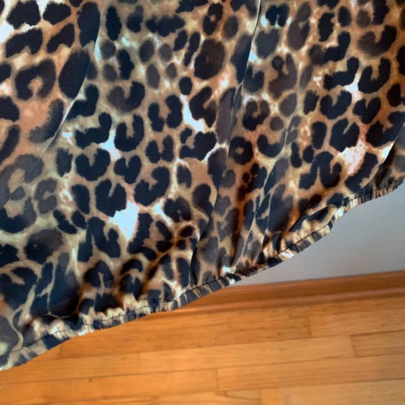 Express leopard blouse - Picture 4 of 4